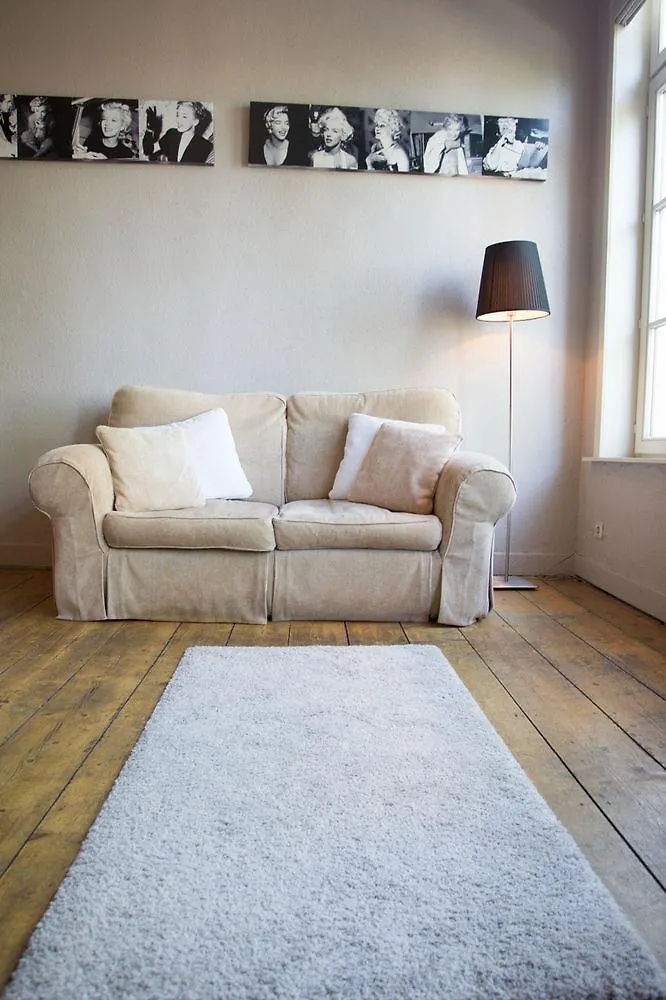 Guesthouse Vakantie Logies Hollywood Brugge 3*,