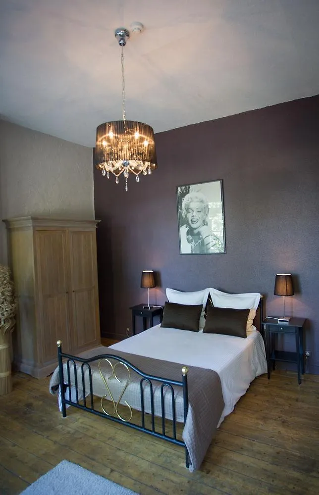 Gasthuis Guesthouse Vakantie Logies Hollywood Brugge